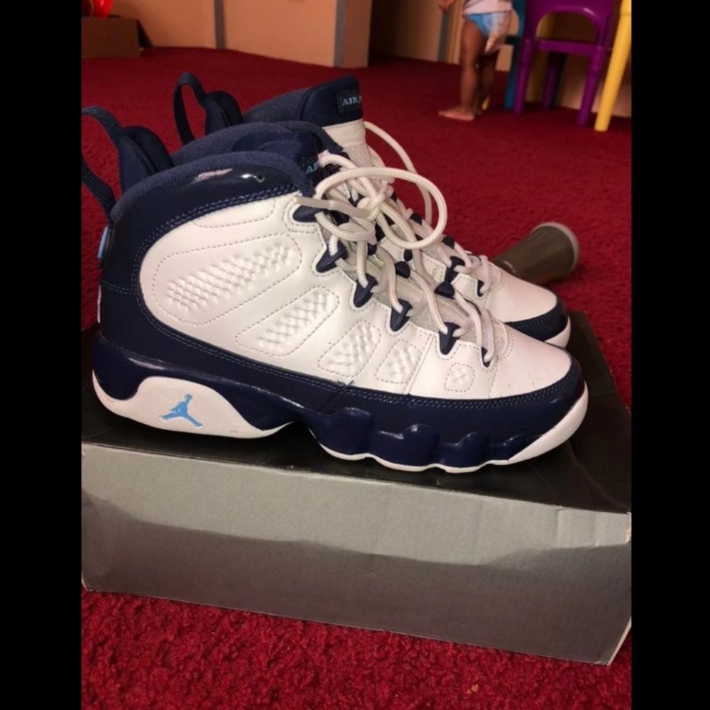 Jordan 9 - Picture 5 of 8